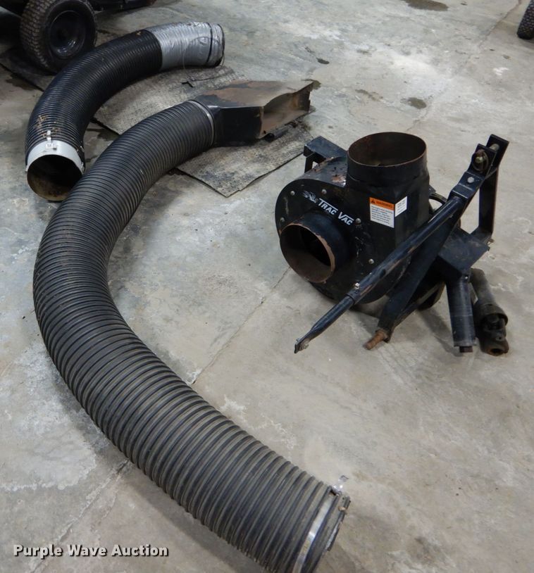 image for item GB9759 Tractor Vac 854 leaf collector dump wagon