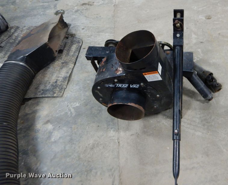 image for item GB9759 Tractor Vac 854 leaf collector dump wagon