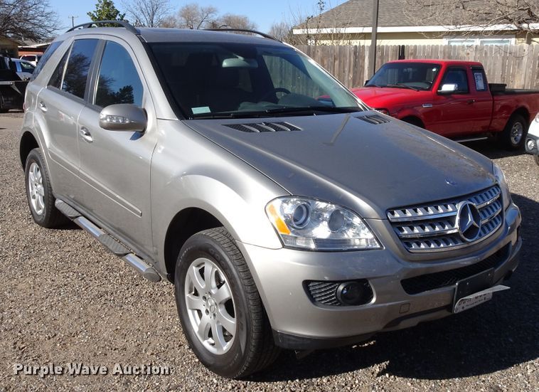 image for item GC9157 2006 Mercedes Benz ML350 SUV