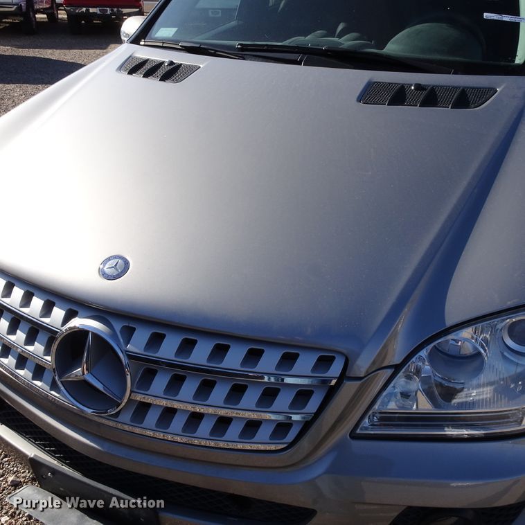 image for item GC9157 2006 Mercedes Benz ML350 SUV