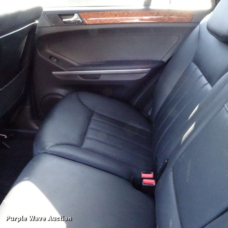 image for item GC9157 2006 Mercedes Benz ML350 SUV