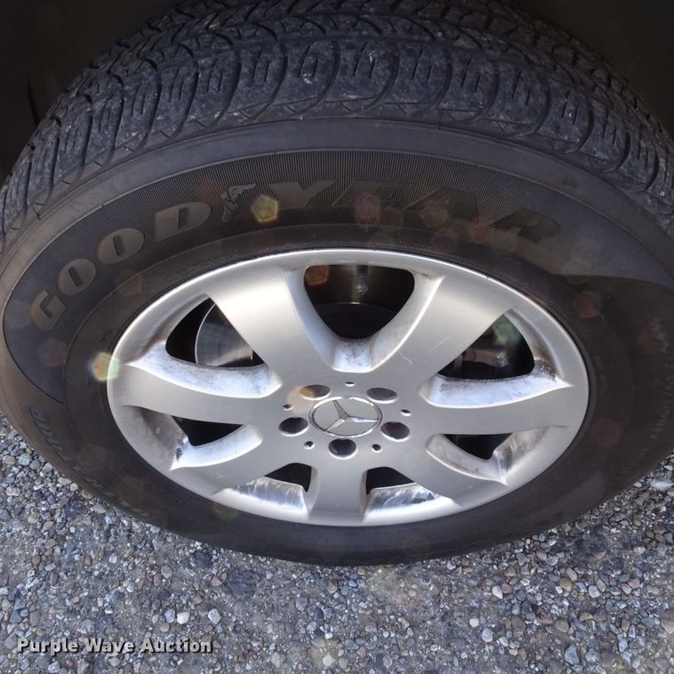 image for item GC9157 2006 Mercedes Benz ML350 SUV