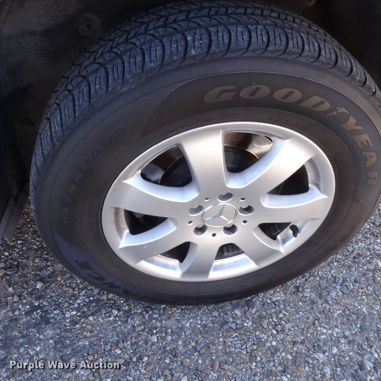 image for item GC9157 2006 Mercedes Benz ML350 SUV