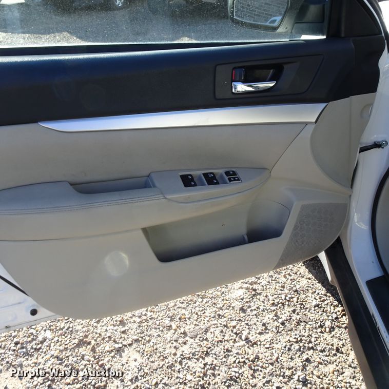 image for item GC9159 2013 Subaru Outback