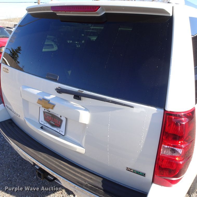 image for item GC9160 2010 Chevrolet Suburban SUV