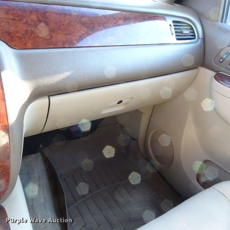 image for item GC9160 2010 Chevrolet Suburban SUV