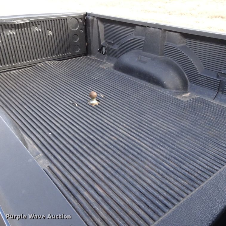 image for item GC9168 2013 Dodge Ram 2500 Crew Cab pickup truck