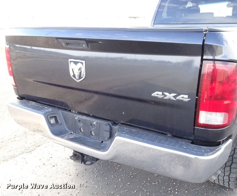 image for item GC9168 2013 Dodge Ram 2500 Crew Cab pickup truck