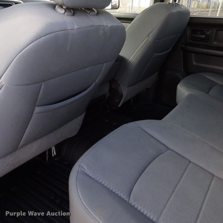 image for item GC9168 2013 Dodge Ram 2500 Crew Cab pickup truck