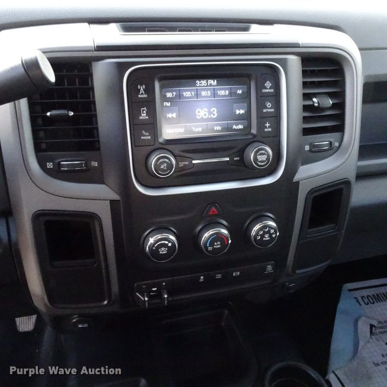 image for item GC9168 2013 Dodge Ram 2500 Crew Cab pickup truck