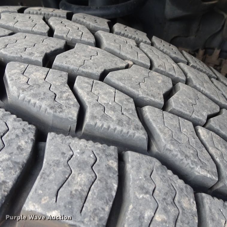 image for item GC9168 2013 Dodge Ram 2500 Crew Cab pickup truck