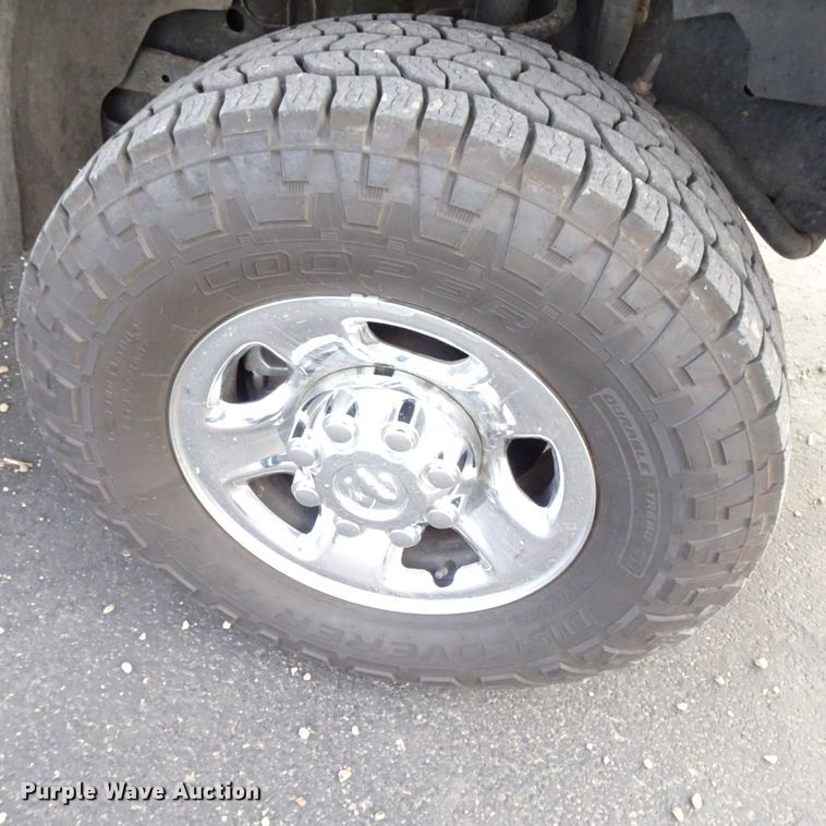 image for item GC9168 2013 Dodge Ram 2500 Crew Cab pickup truck