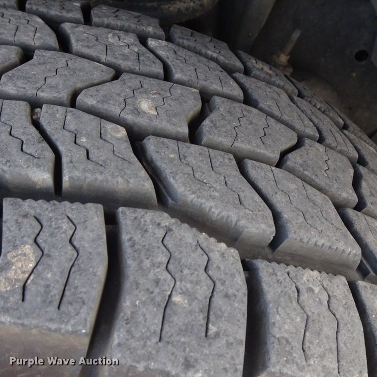 image for item GC9168 2013 Dodge Ram 2500 Crew Cab pickup truck