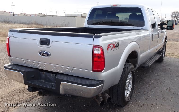 image for item GC9169 2015 Ford F250 Super Duty Crew Cab pickup truck