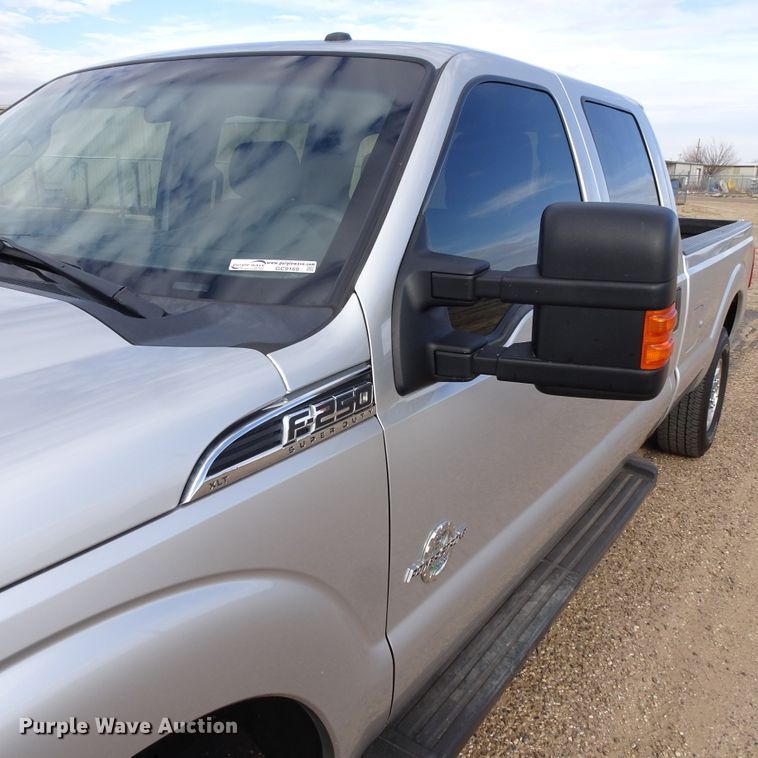 image for item GC9169 2015 Ford F250 Super Duty Crew Cab pickup truck