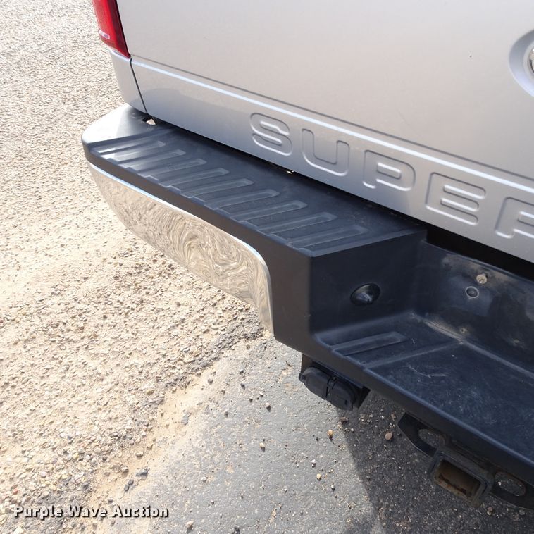 image for item GC9169 2015 Ford F250 Super Duty Crew Cab pickup truck