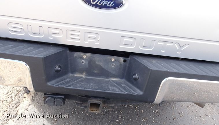 image for item GC9169 2015 Ford F250 Super Duty Crew Cab pickup truck