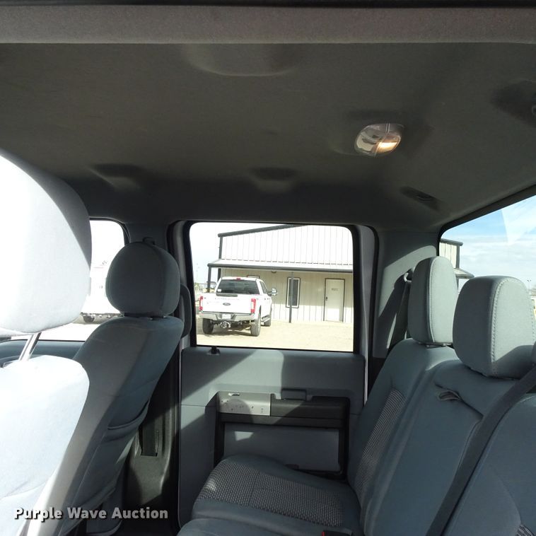 image for item GC9169 2015 Ford F250 Super Duty Crew Cab pickup truck