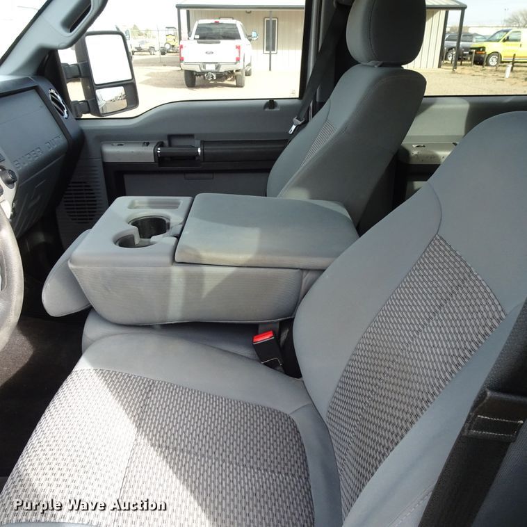 image for item GC9169 2015 Ford F250 Super Duty Crew Cab pickup truck