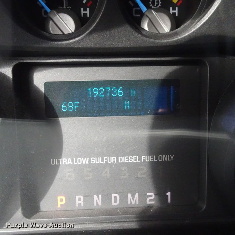 image for item GC9169 2015 Ford F250 Super Duty Crew Cab pickup truck