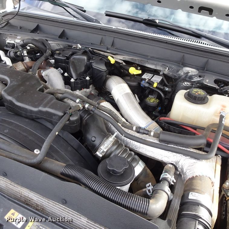 image for item GC9169 2015 Ford F250 Super Duty Crew Cab pickup truck