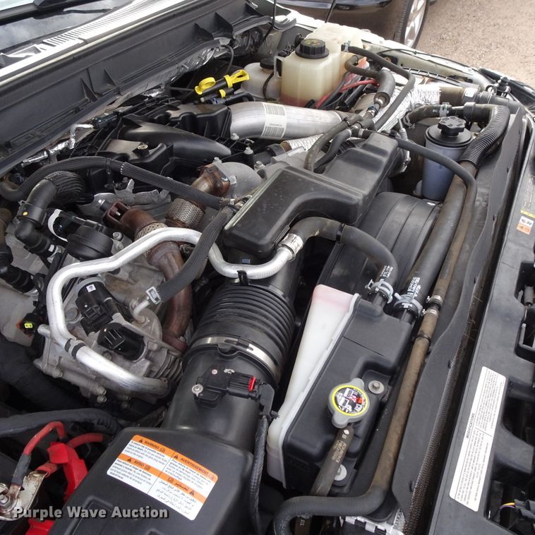 image for item GC9169 2015 Ford F250 Super Duty Crew Cab pickup truck