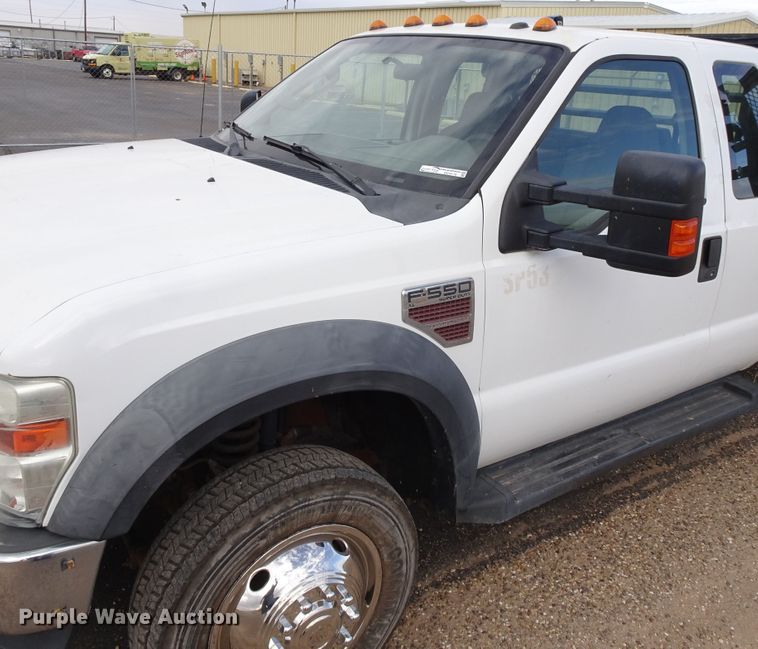 image for item GC9170 2010 Ford F550 SuperCab flatbed truck