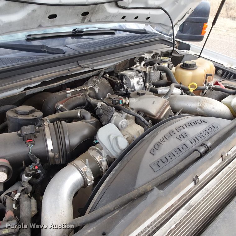 image for item GC9170 2010 Ford F550 SuperCab flatbed truck