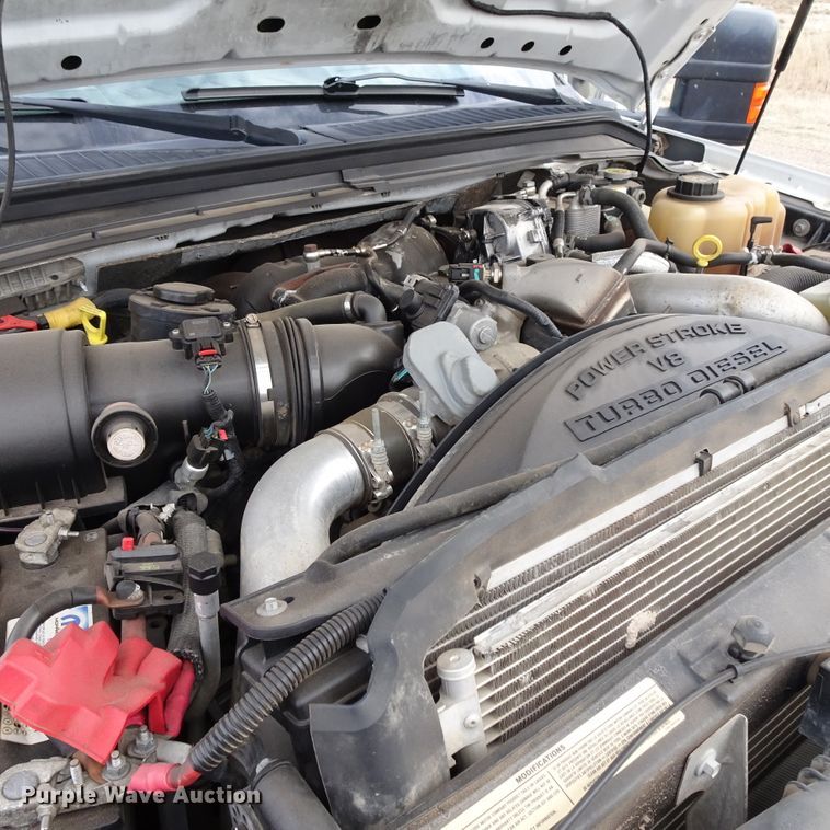 image for item GC9170 2010 Ford F550 SuperCab flatbed truck