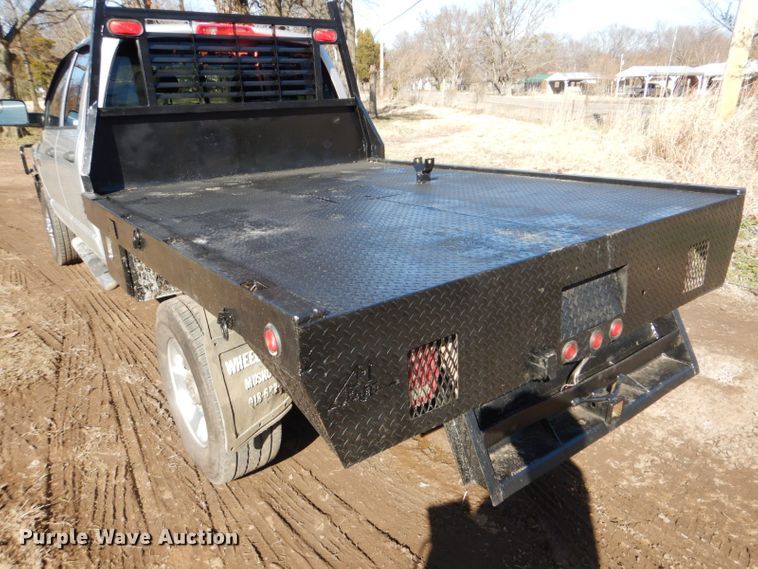 image for item GD9013 2007 Dodge Ram 2500 Quad Cab flatbed pickup truck