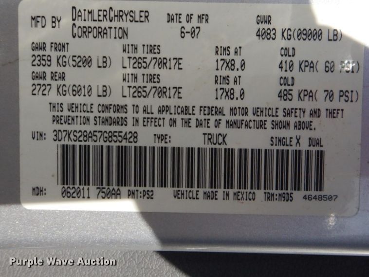 image for item GD9013 2007 Dodge Ram 2500 Quad Cab flatbed pickup truck