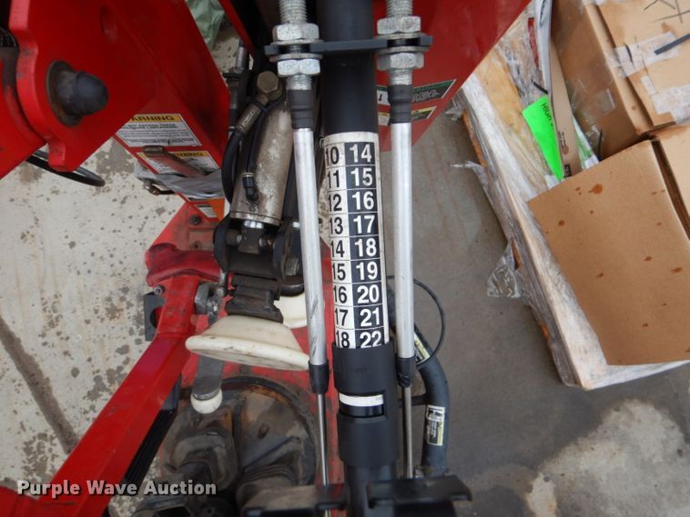 image for item GD9022 2005 Hunter TC3500 tire machine