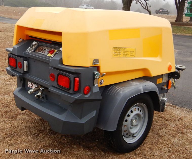 image for item GE9044 2017 Atlas Copco air compressor