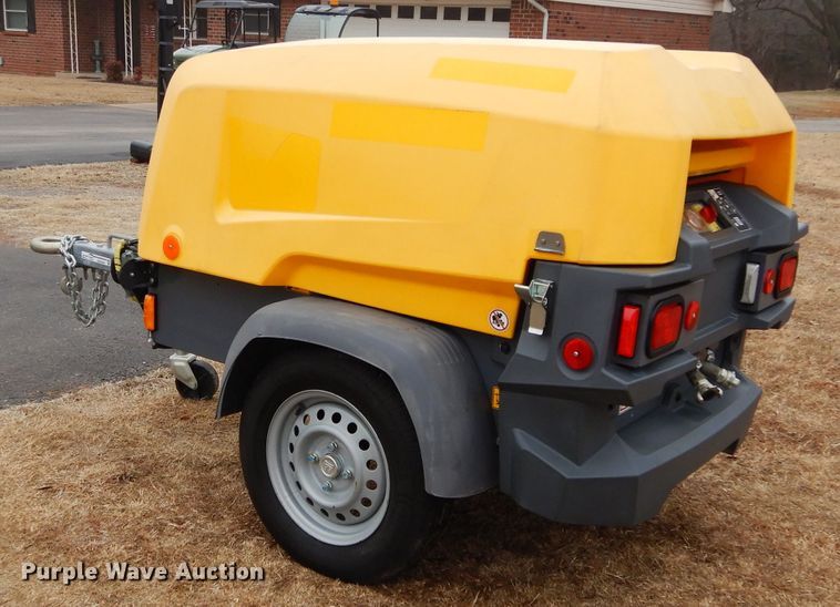 image for item GE9044 2017 Atlas Copco air compressor