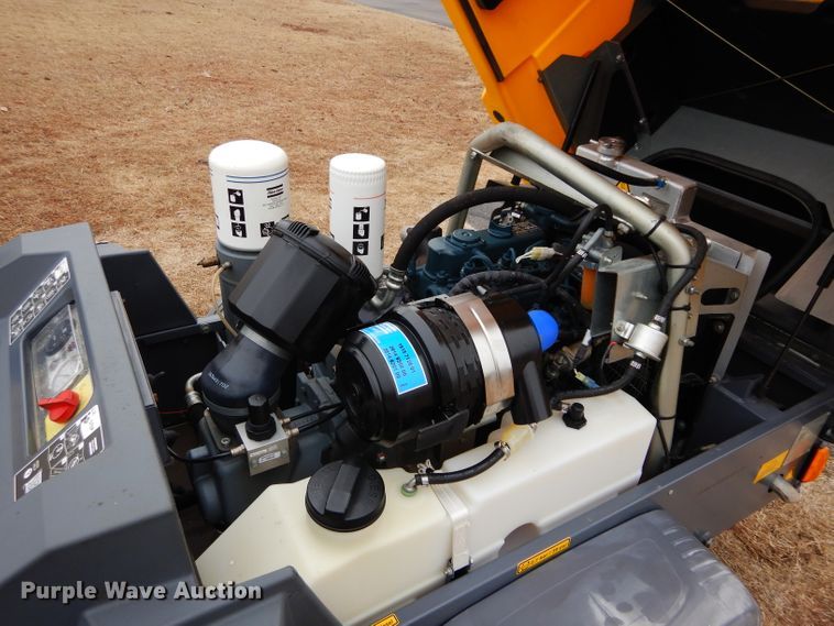 image for item GE9044 2017 Atlas Copco air compressor