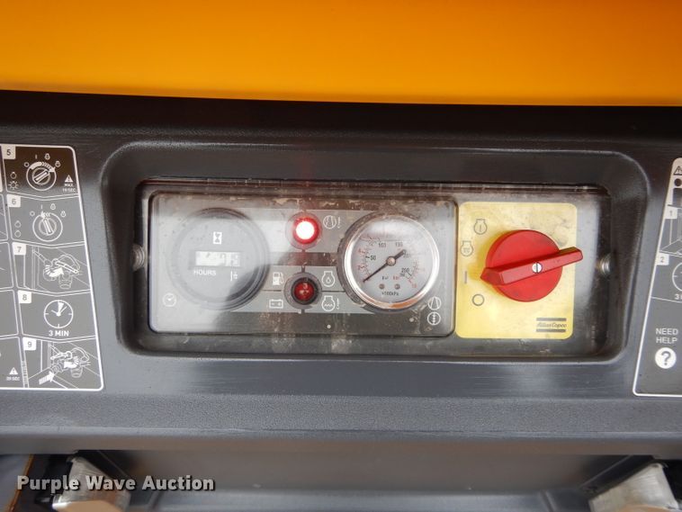 image for item GE9044 2017 Atlas Copco air compressor