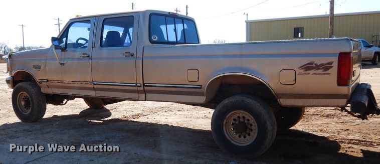 image for item GE9090 1997 Ford F350 Crew Cab pickup truck