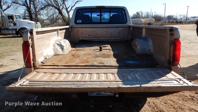 image for item GE9090 1997 Ford F350 Crew Cab pickup truck