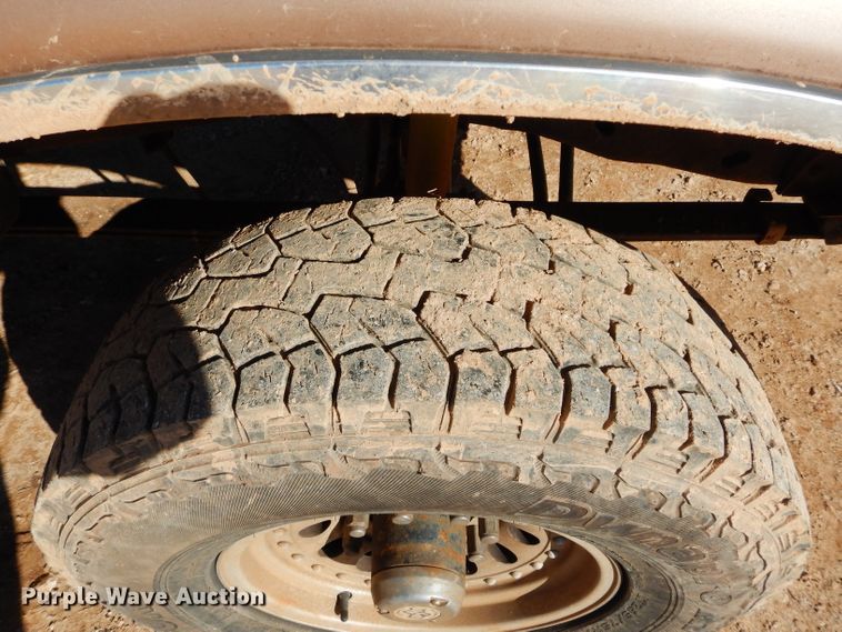 image for item GE9090 1997 Ford F350 Crew Cab pickup truck