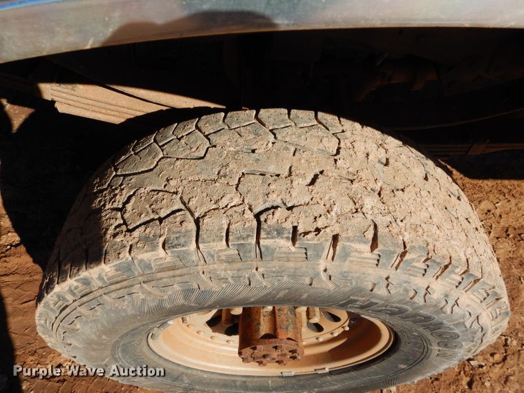 image for item GE9090 1997 Ford F350 Crew Cab pickup truck