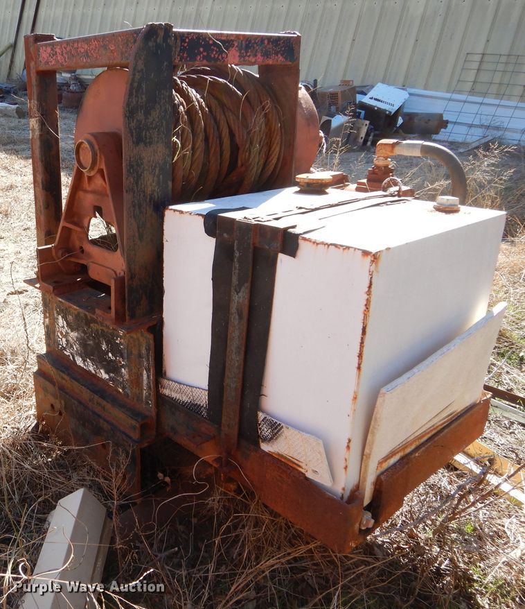 image for item GE9094 Braden winch