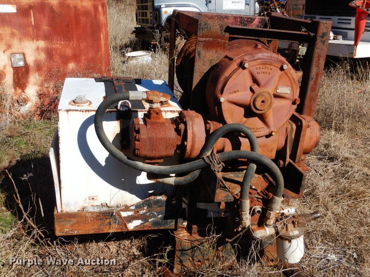 image for item GE9094 Braden winch