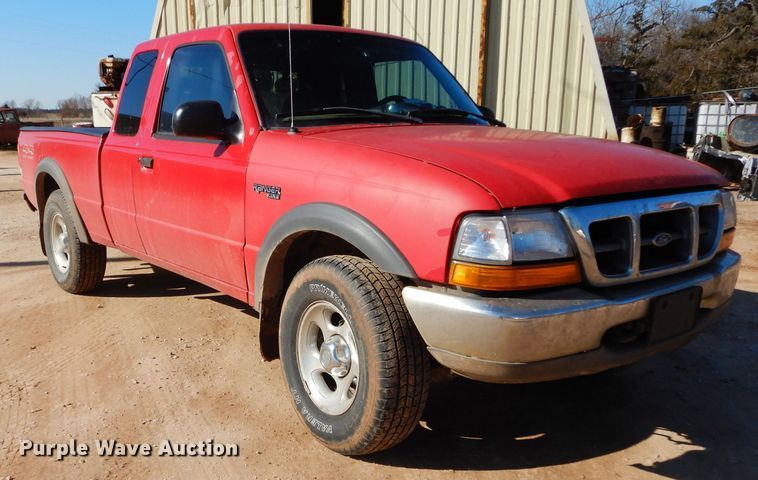 image for item GE9096 1999 Ford Ranger SuperCab pickup truck