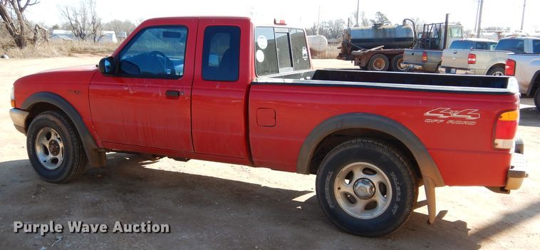 image for item GE9096 1999 Ford Ranger SuperCab pickup truck