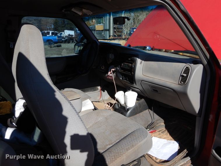 image for item GE9096 1999 Ford Ranger SuperCab pickup truck