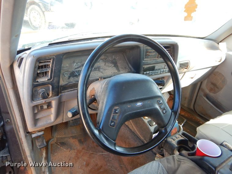 image for item GE9097 1994 Ford Ranger pickup truck