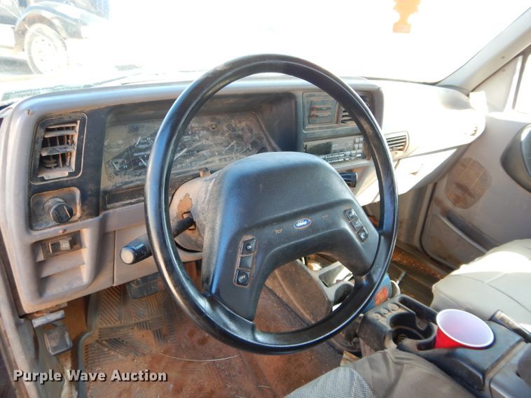 image for item GE9097 1994 Ford Ranger pickup truck