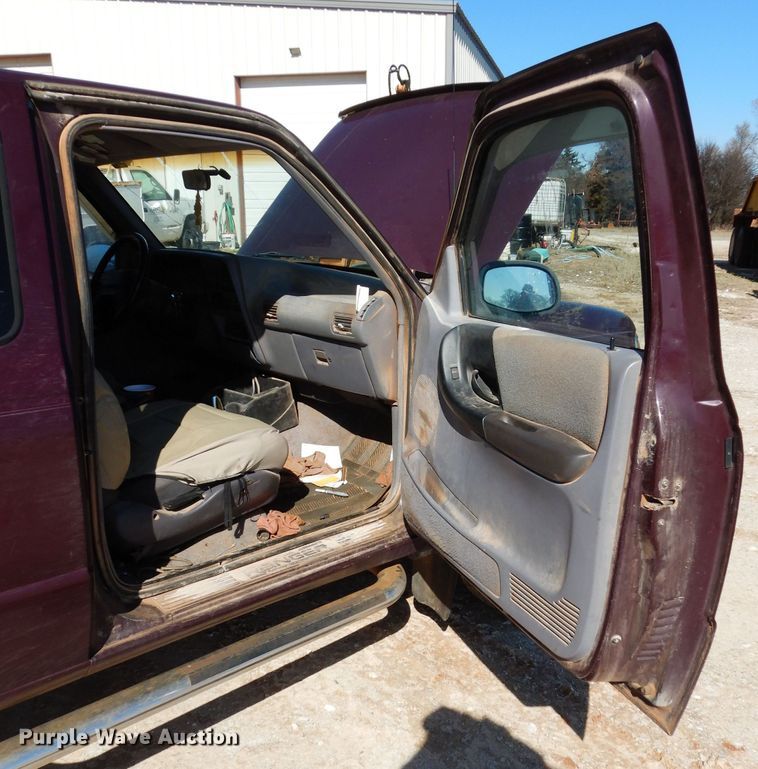 image for item GE9097 1994 Ford Ranger pickup truck