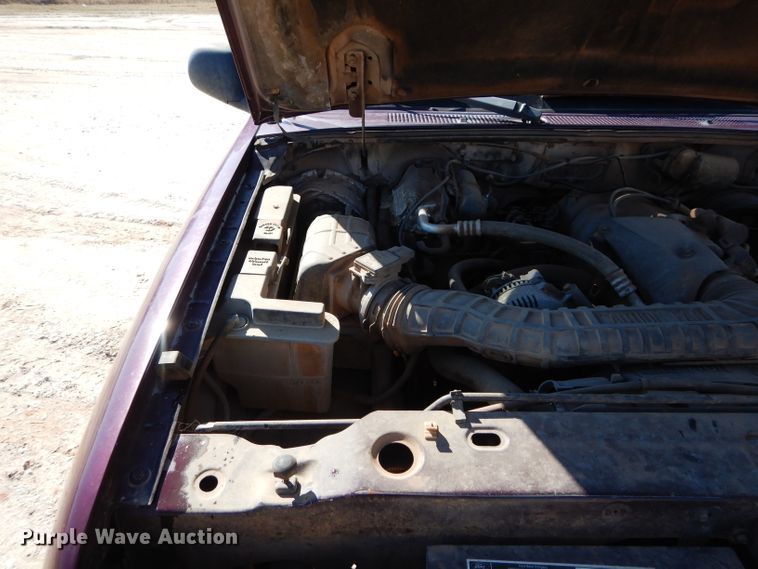 image for item GE9097 1994 Ford Ranger pickup truck