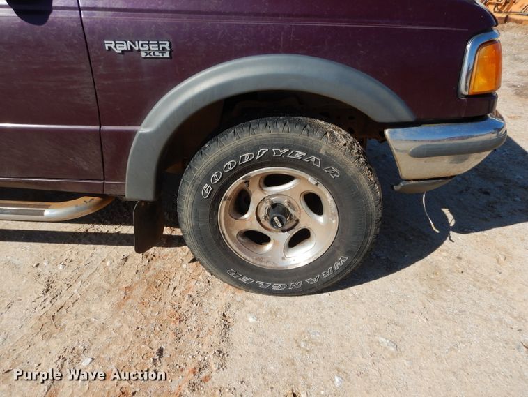 image for item GE9097 1994 Ford Ranger pickup truck